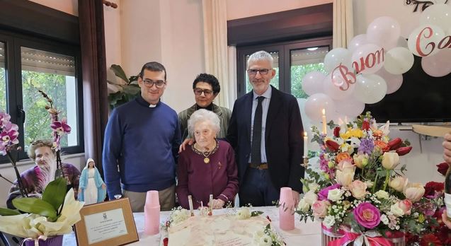 Ragusa: la signora Maria Cappello festeggia 100 anni