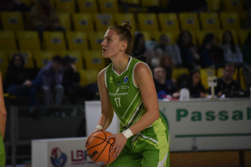 Basket, serie A2 femminile; si dividono le strade della Passalacqua e dell’atleta Kozakova