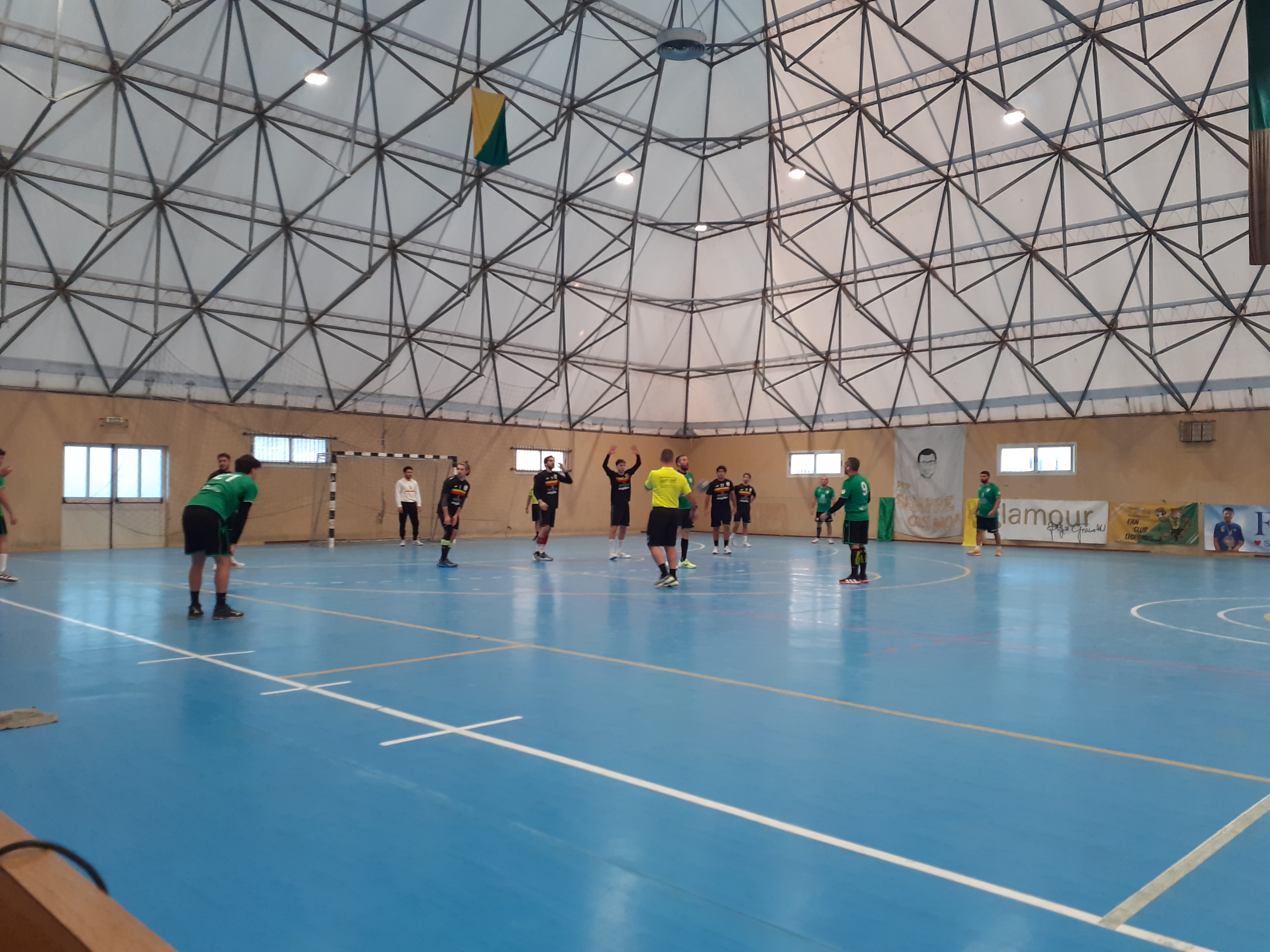 Una sconfitta giunta nel finale di partita. L’Handball Scicli Social Club perde, 28-27, contro la capolista Il Giovinetto di Petrosino