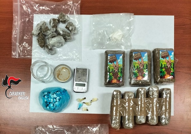 Droga in un casolare abbandonato a Ispica: arrestato un 35enne per spaccio