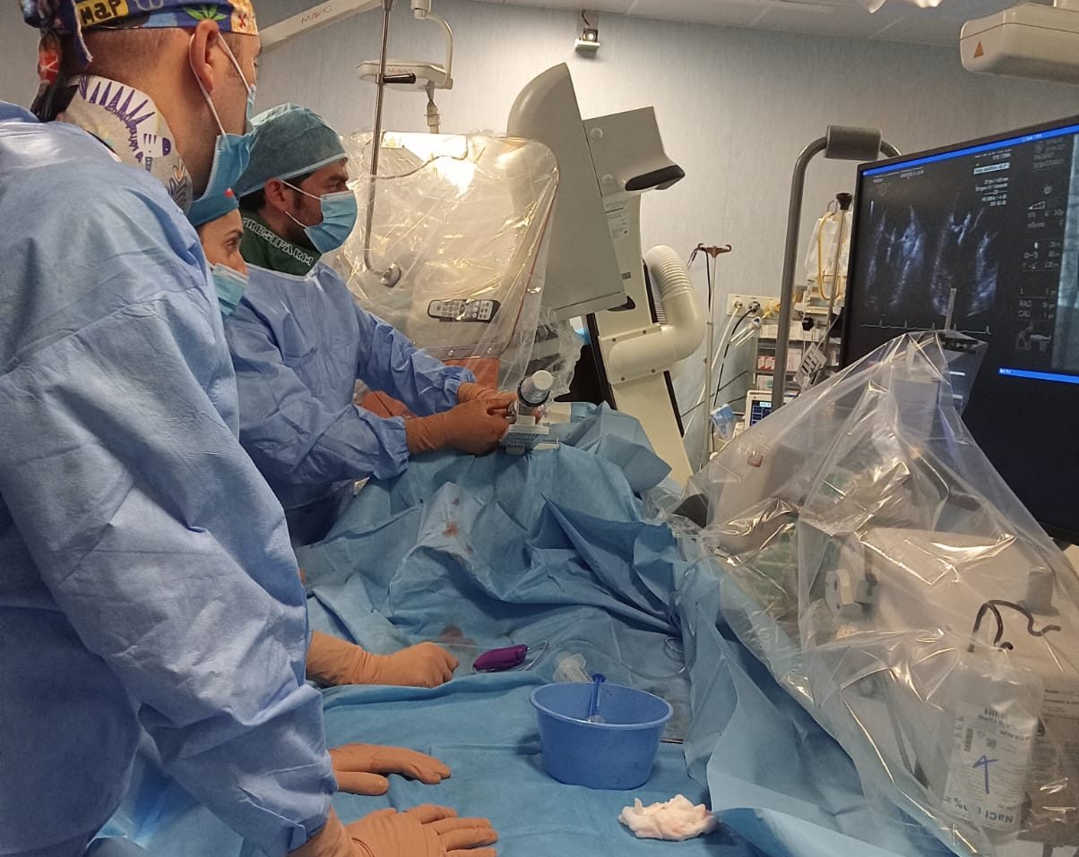 Al Giovanni Paolo II di  Ragusa il cuore si ripara senza chirurgia: ecco la tecnica che cambia tutto