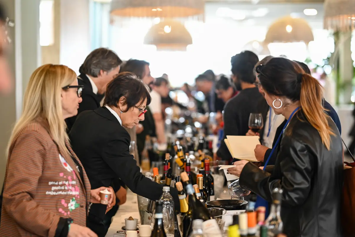 Tre giorni di eccellenza per la Guida ai Vini di Sicilia: un successo da ripetere anche grazie all’attenta organizzazione locale di Ais Ragusa