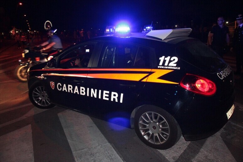 Far West in via Milano a Vittoria: un giovane spara ad un coetaneo e poi si consegna alle forze dell’ordine
