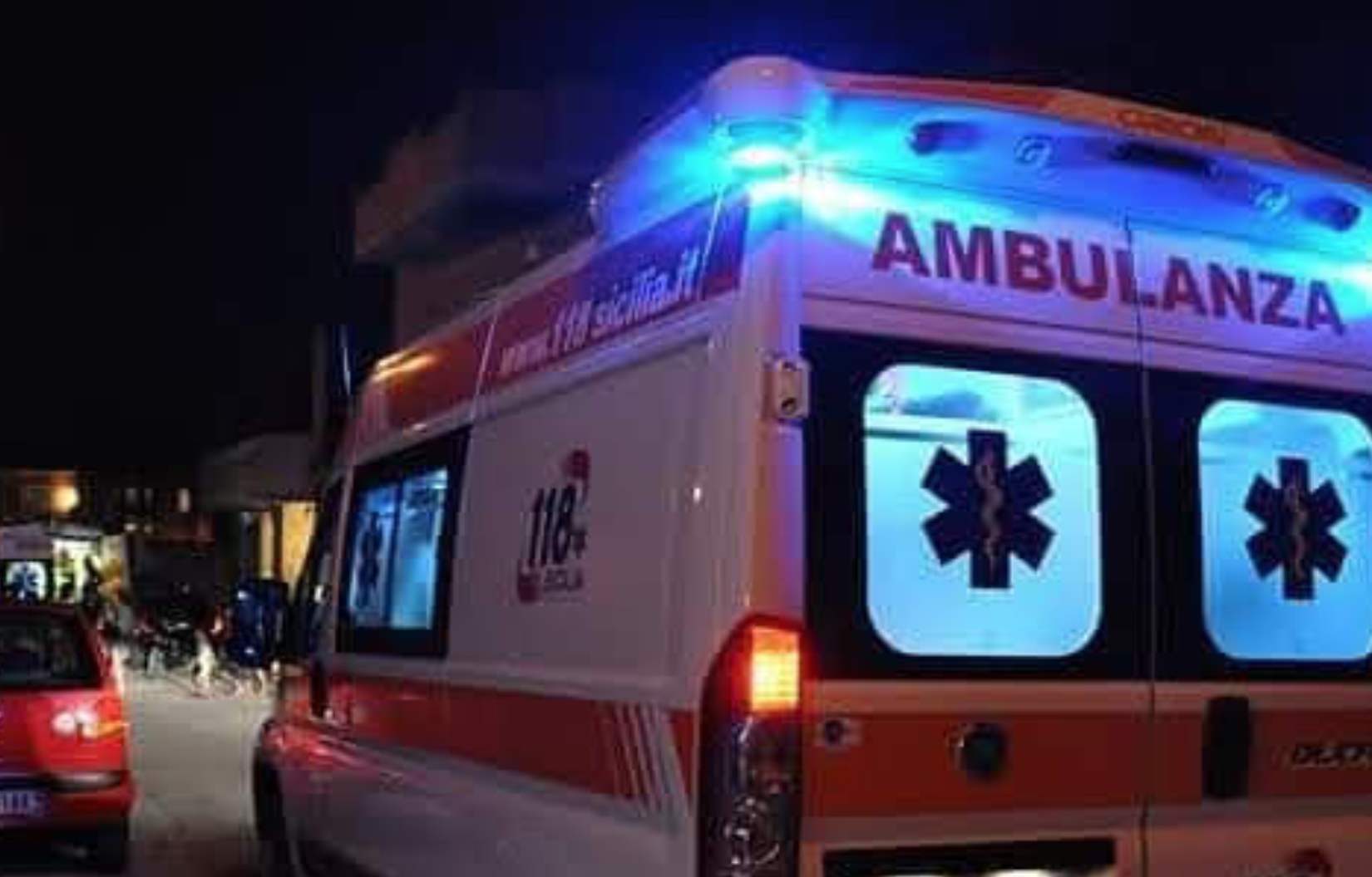 Vittoria: pedone travolto da un’auto in via Cavalieri di Vittorio Veneto. Ricoverato in ospedale