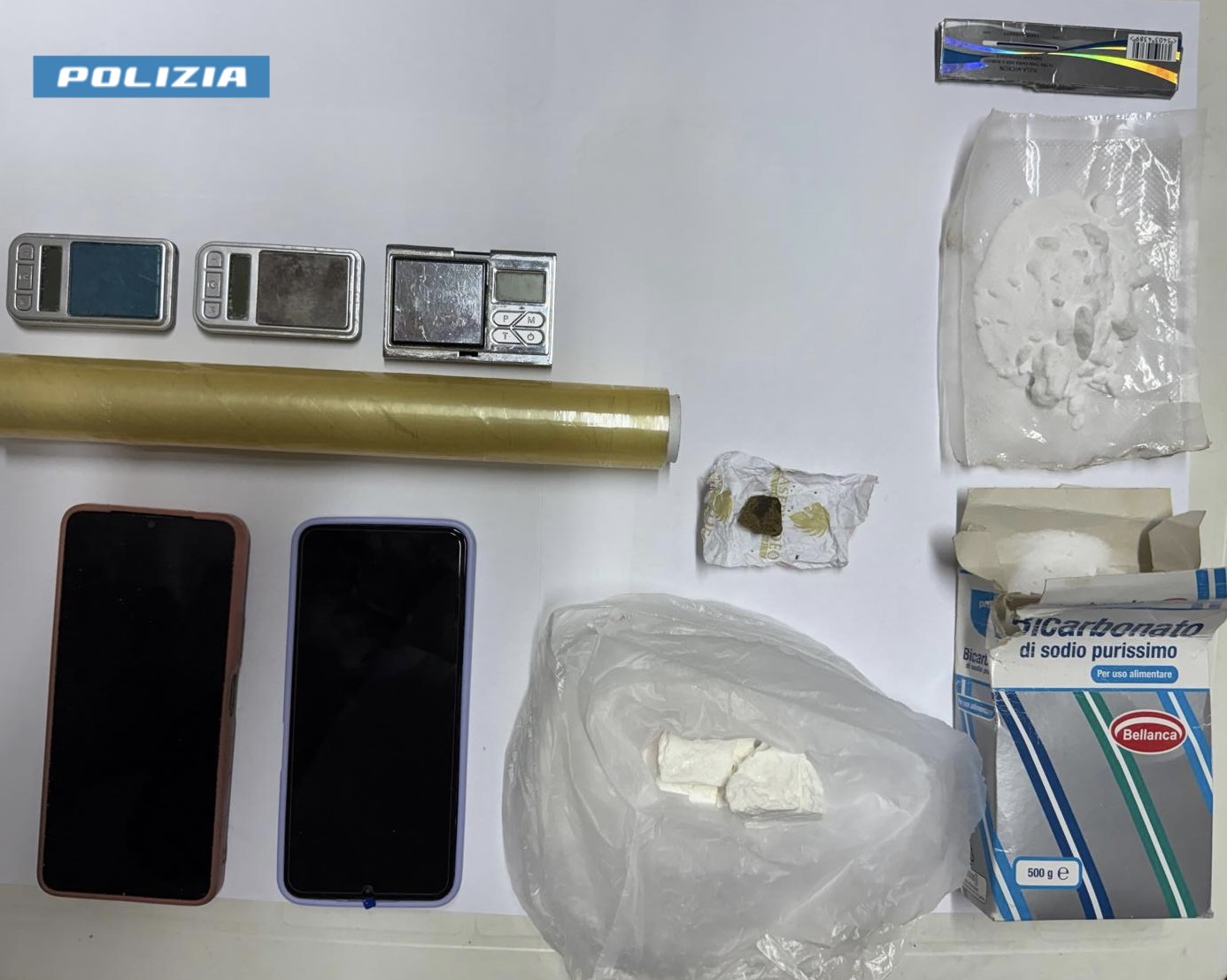 Comiso, blitz antidroga: arrestato 34enne con 30 grammi di cocaina in casa