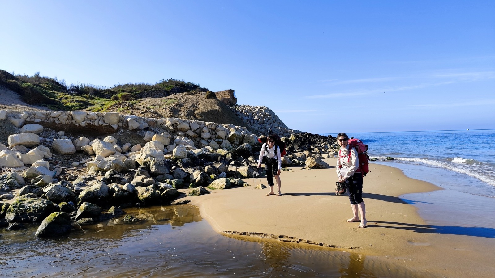Due sorelle dalla Corsica alla Sicilia per ritrovare le radici: il viaggio del cuore inizia a Scoglitti