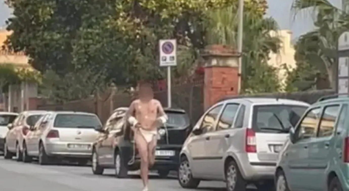 Milazzo, si sveglia dal coma e fugge dall’ospedale: seminudo in fuga per le vie della città
