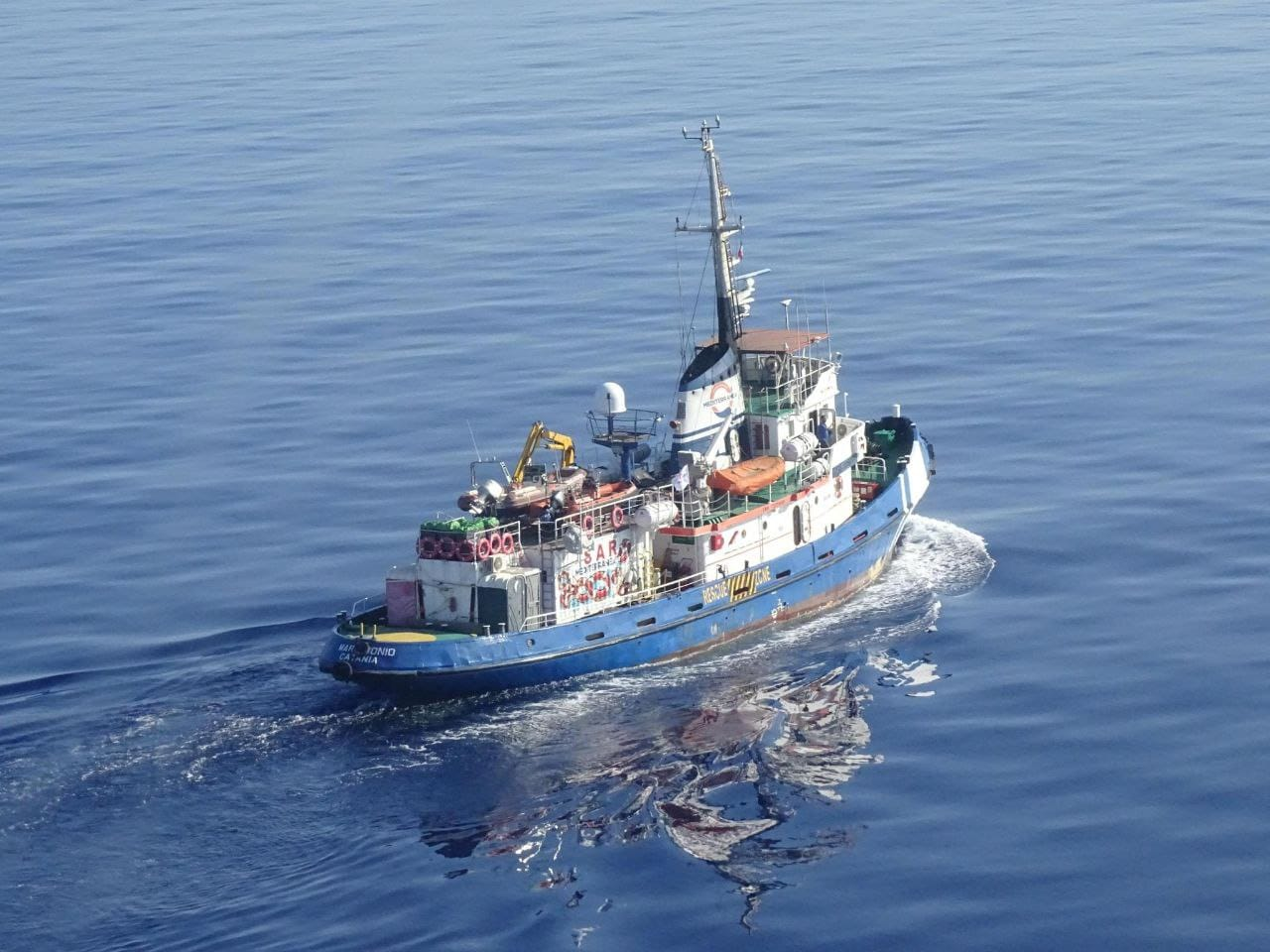 Caso Mare Jonio, favoreggiamento immigrazione clandestina: Caccia e Casarini rinviati a giudizio con il resto dell’equipaggio. Processo al via il 21 ottobre