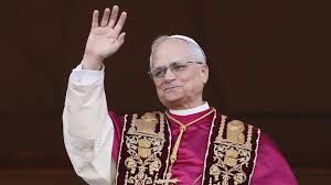 Dal cuore di Roma al cuore della Sicilia: l’omaggio del vescovo di Noto a Papa Leone XIV