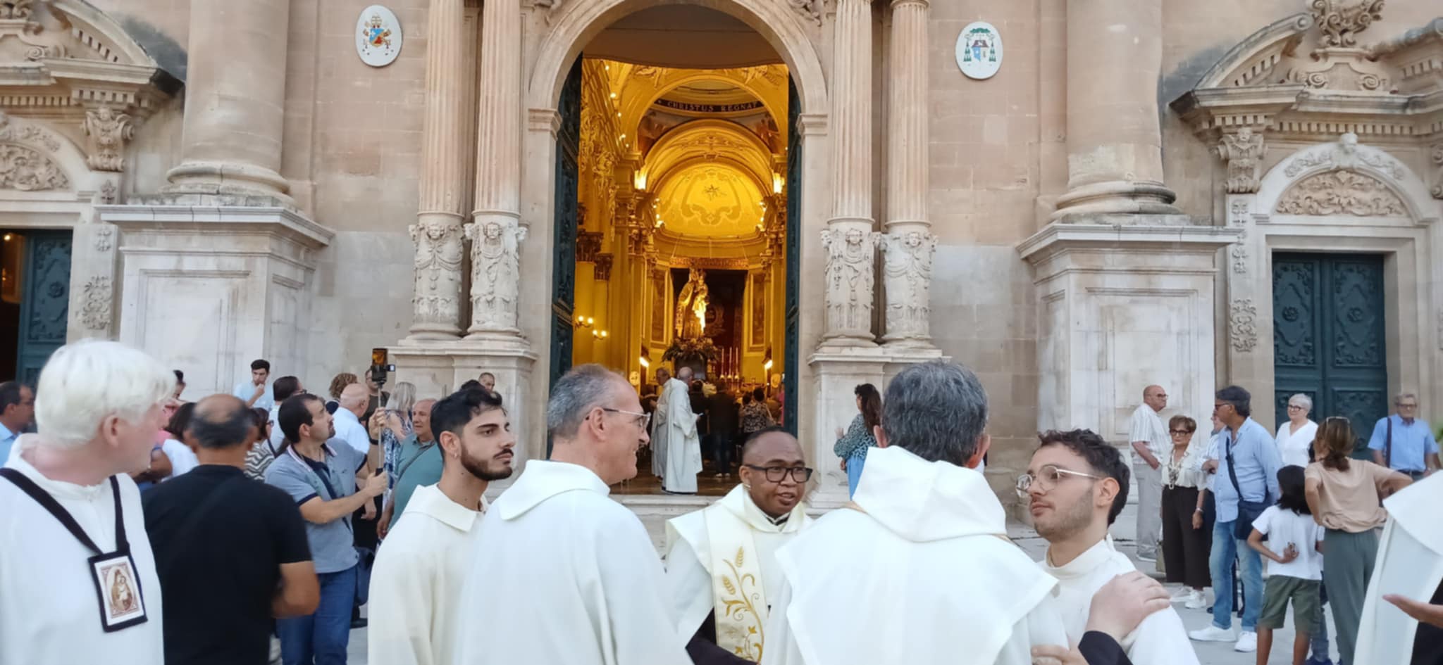 Ragusa in festa per la Madonna del Carmine: fede, tradizione e grande partecipazione