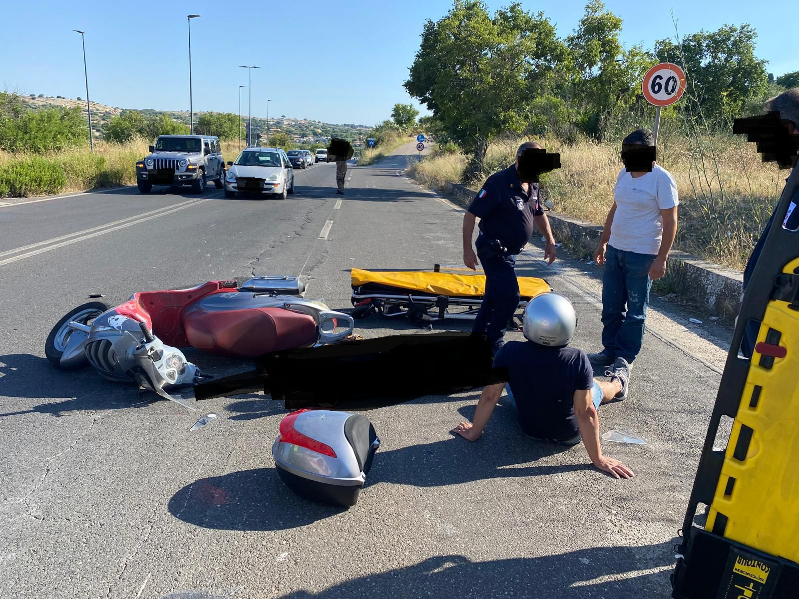 Scontro moto autocarro a Modica: due i feriti