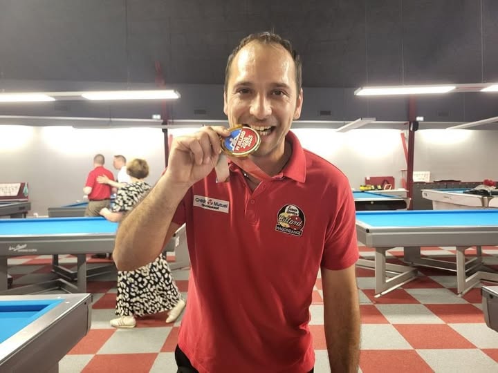 In Francia brilla uno sportivo originario di Scicli: Carmelo Voi campione nazionale di biliardo