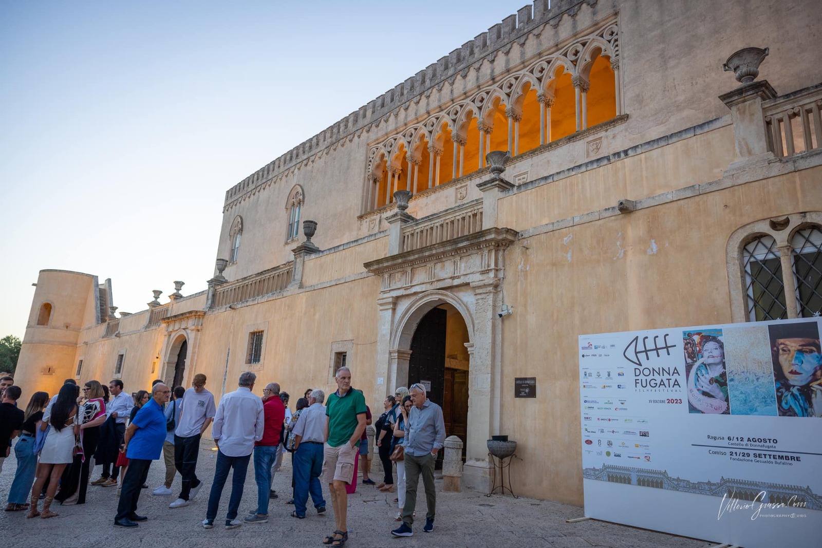 Cinema, magia e dualità: il Donnafugata Film Festival accende l’estate ragusana nel segno dei Gemelli
