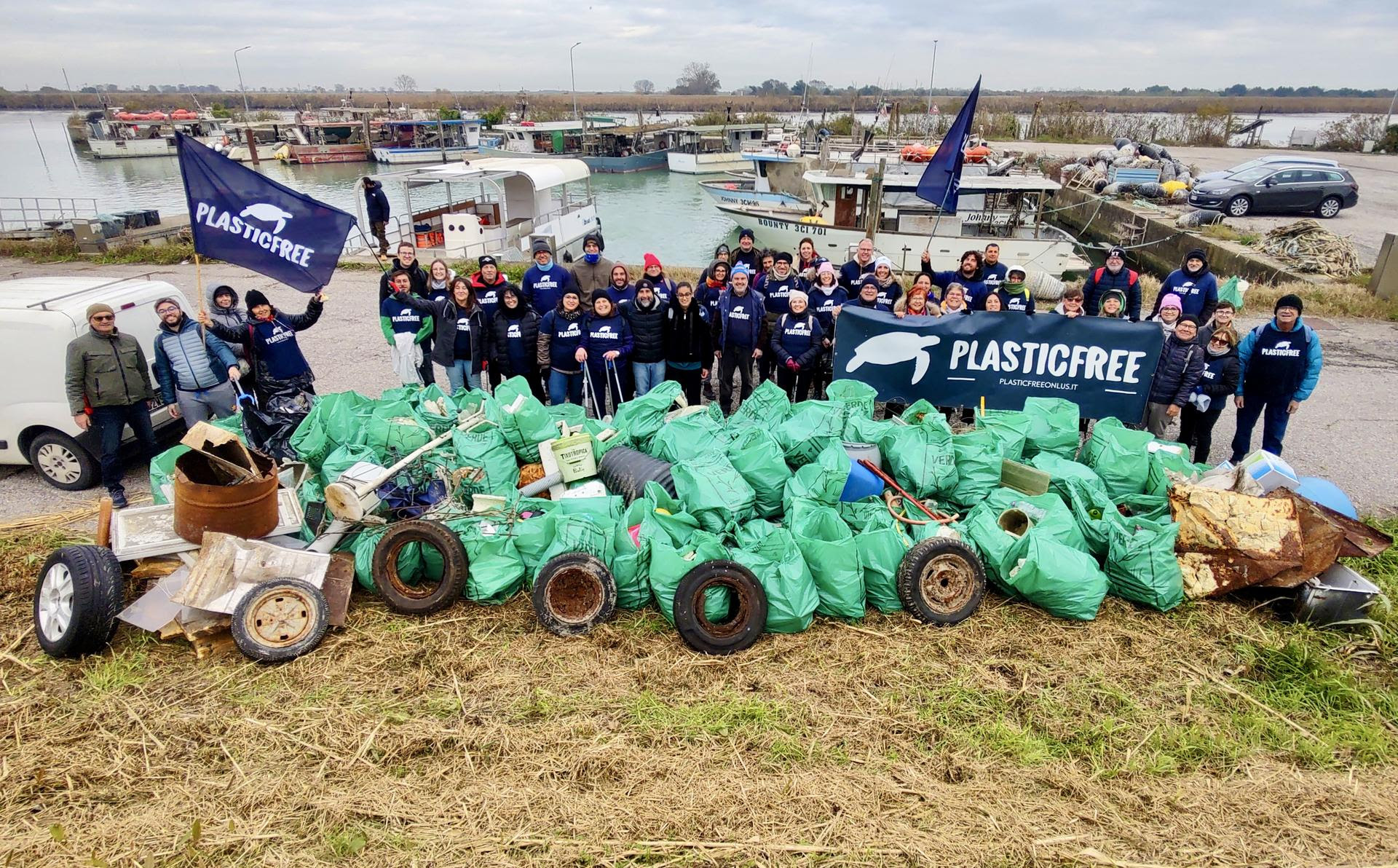 Torna l’onda blu dei volontari Plastic Free: appuntamento a Modica