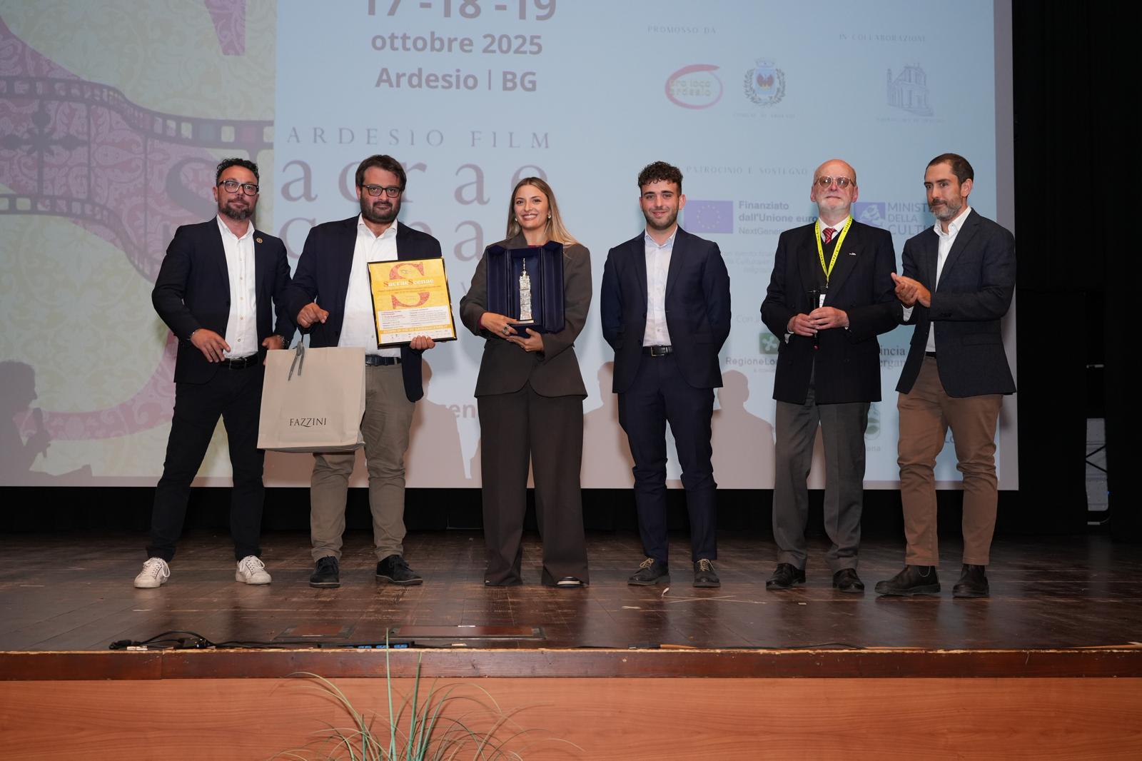 Il Campanile d’argento a Martina Giannone con il documentario “Sul dorso della folla”