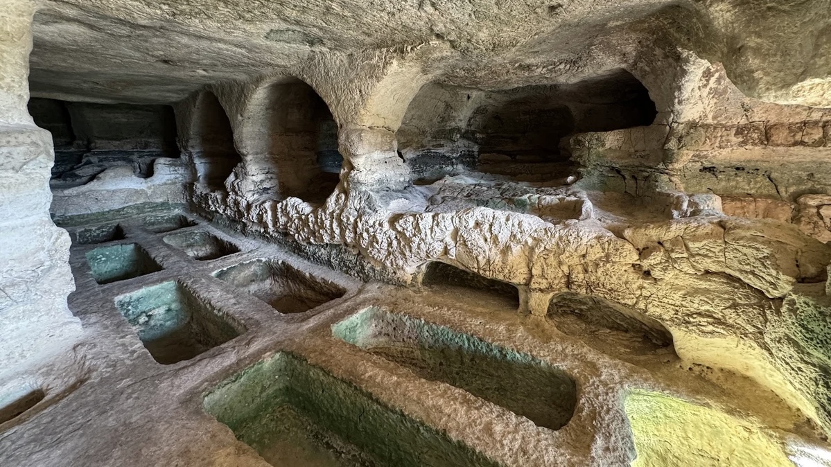 Le vie dei tesori a Ragusa: viaggio tra rifugi antiaerei, latomie e tesori nascosti