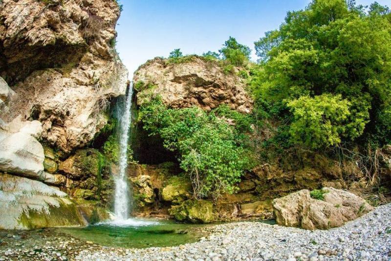 La potabilità dell’acqua passa attraverso la sicurezza delle sue fonti naturali. La clorazione è solo un “aiutino”. Succede a Scicli
