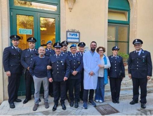Scicli: Avis, Polizia e cittadini uniti nella raccolta di sangue per commemorare Pasquale Di Lorenzo