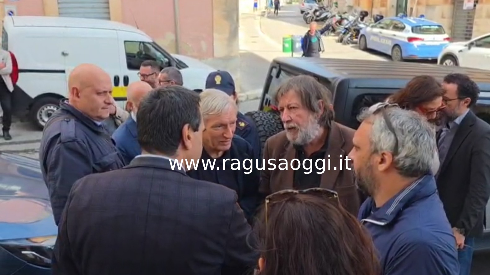 Processo Mare Jonio a Ragusa, sì alle trascrizioni delle conversazioni con Don Mattia Ferrari e un giornalista
