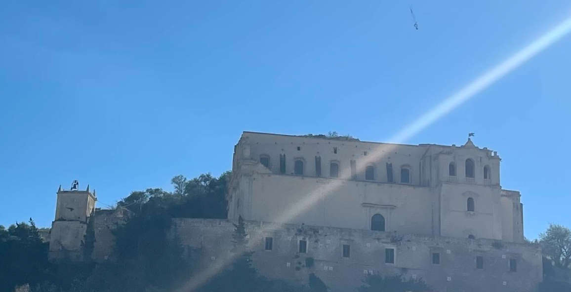 Iniziata la messa in sicurezza dei costoni rocciosi del colle San Matteo