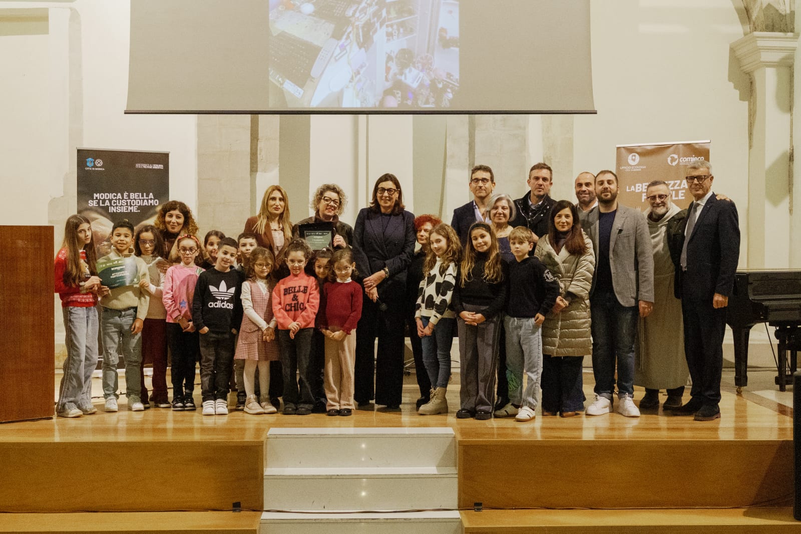 EcoNatale 2025, premiate le eccellenze green delle scuole modicane