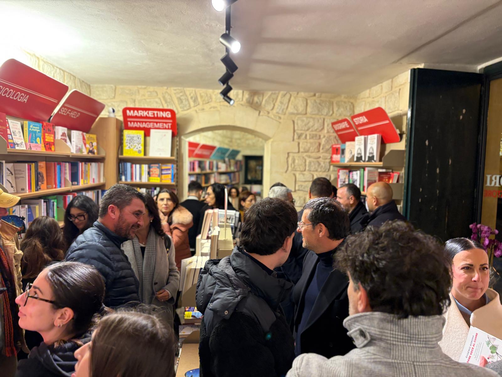 A Scicli inaugurato il nuovo Mondadori Bookstore: un presidio di cultura nel cuore della città Unesco