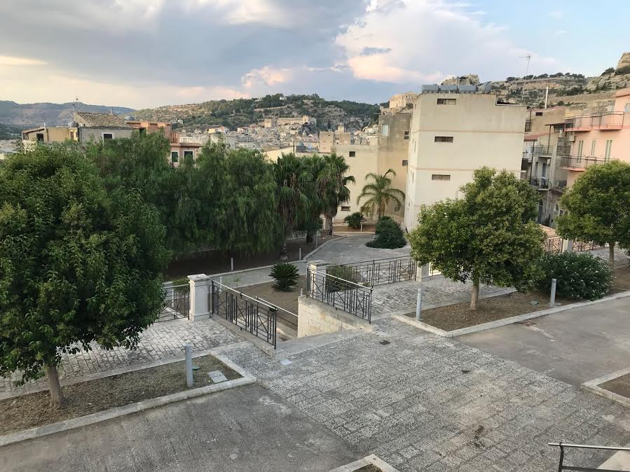Villa Penna ed i ripetuti atti vandalici. A Scicli è un problema sociale
