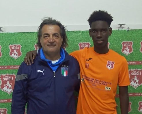 Giovani immigrati e sport: la storia di Suleyman Bah, dal Gambia alla squadra di calcio a 5 di Scicli