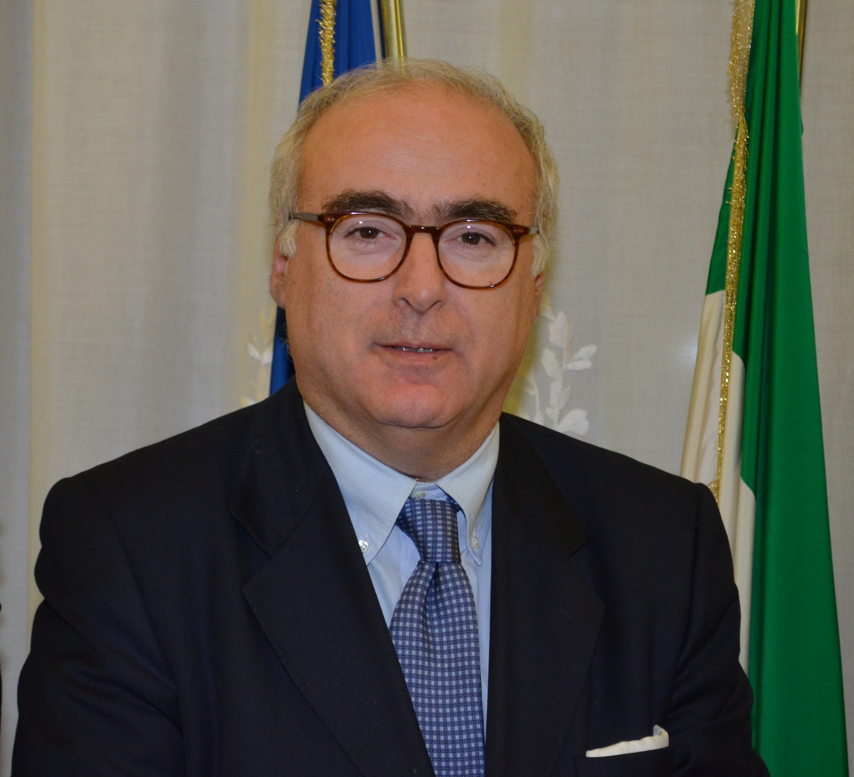 Il prefetto Ignazio Portelli, sciclitano, nella nuova sede di Enna