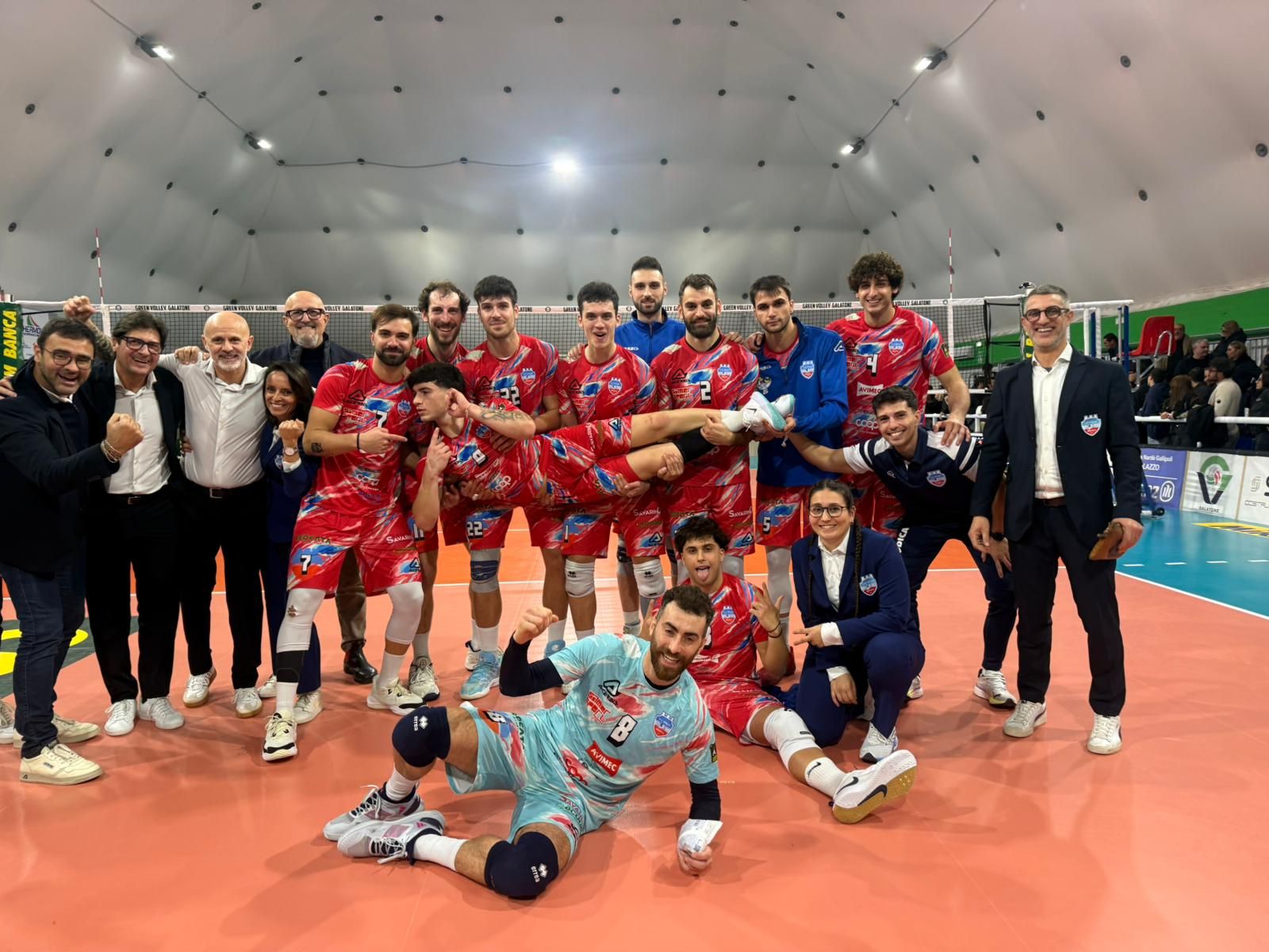 Volley Modica, cuore e carattere: vittoria al tie-break a Galatone dopo una battaglia infinita