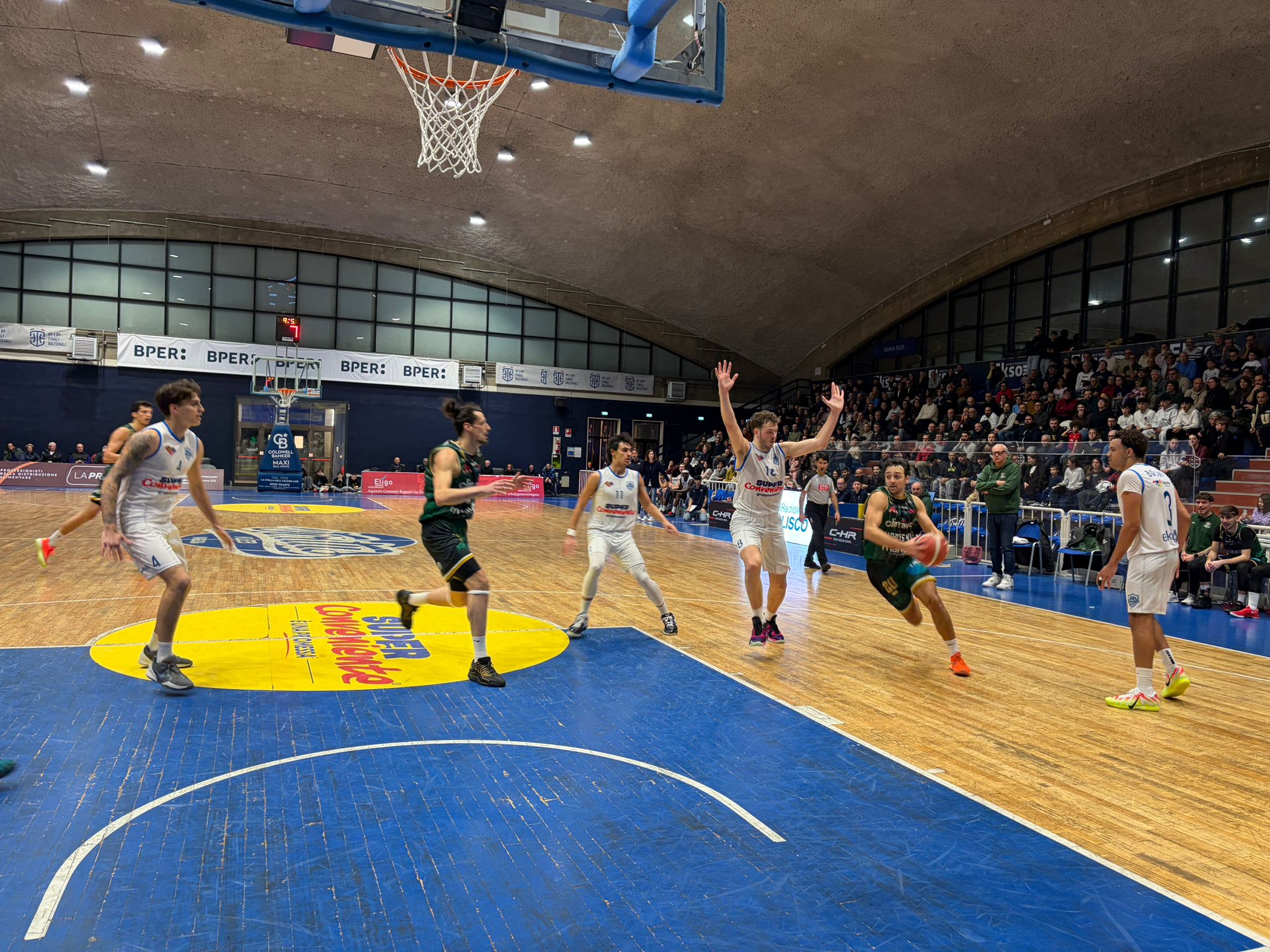 Virtus Ragusa, cuore e carattere: Monopoli ko 84-77, vetta solitaria