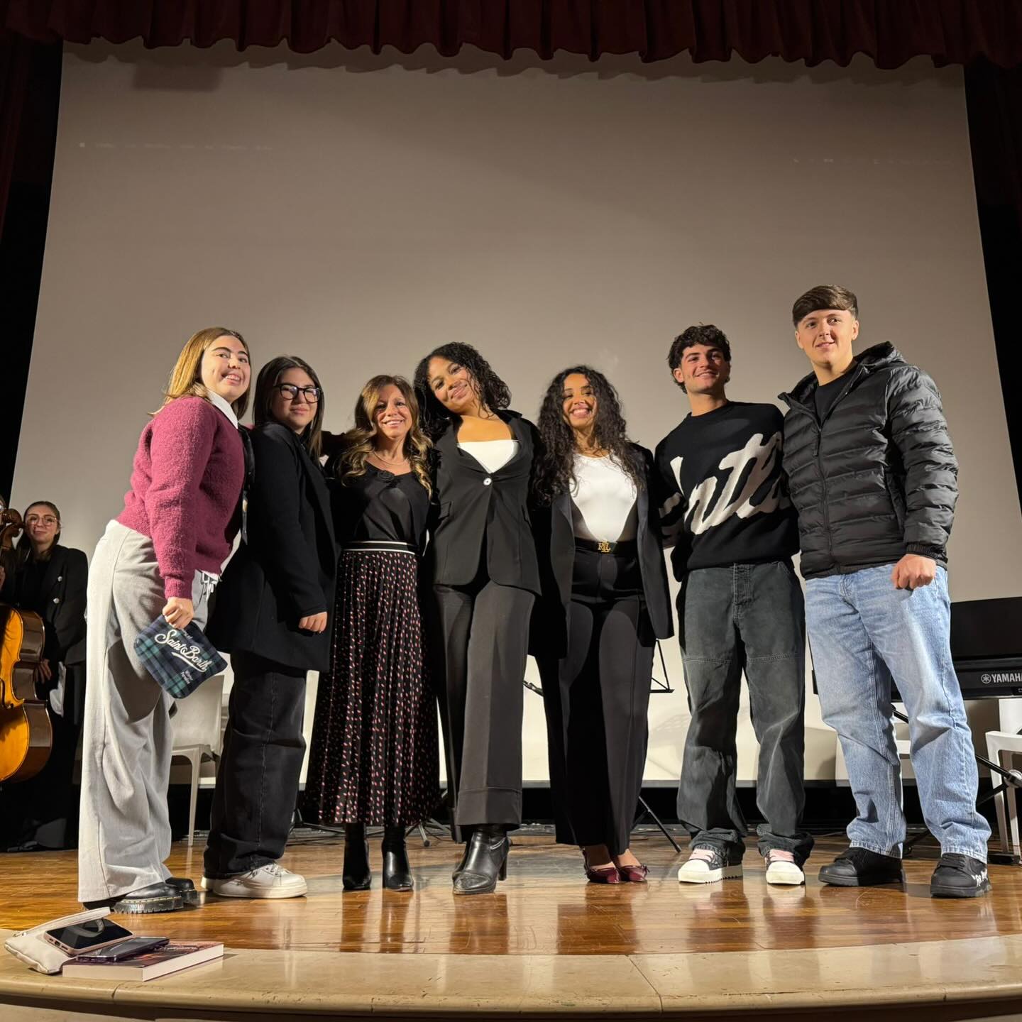 Gli studenti di Comiso protagonisti al Teatro Naselli per riflettere sulla Giornata della Memoria