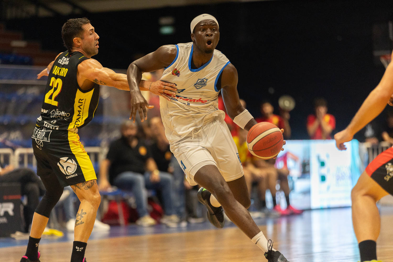 Derby al PalAlberti: la Virtus Ragusa sfida Barcellona per restare in scia alle prime