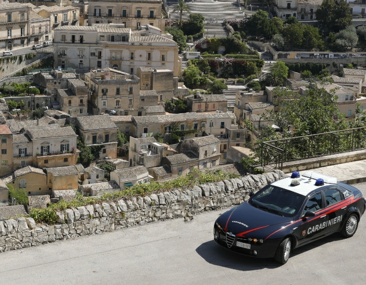 Perseguitava l’ex compagna: 34enne modicano arrestato dai carabinieri in flagranza di stalking