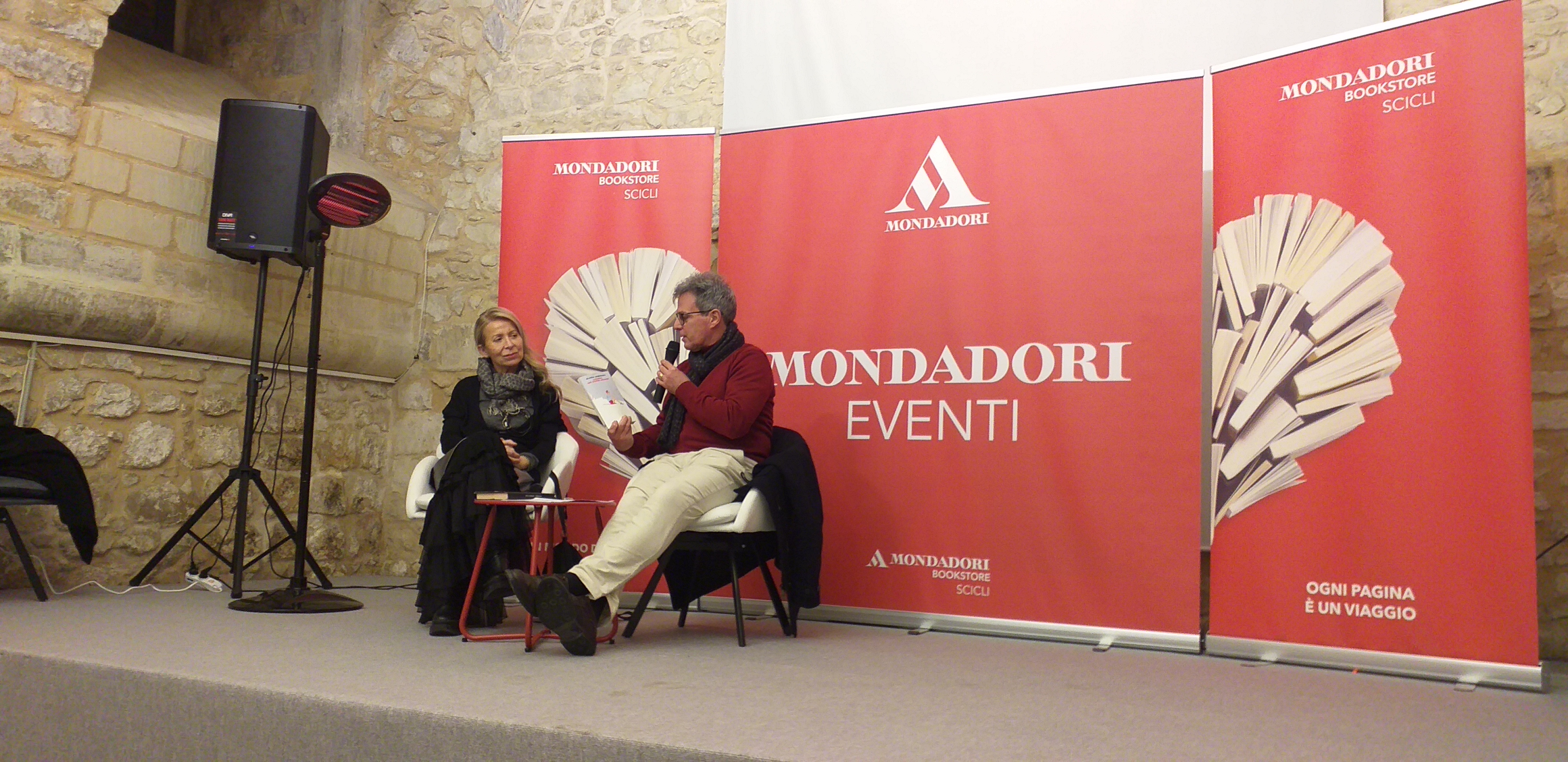 Elvira Seminara ed il suo “Lunario dei giorni insonni”, a Scicli, dà a battesimo un nuovo spazio culturale al Carmine