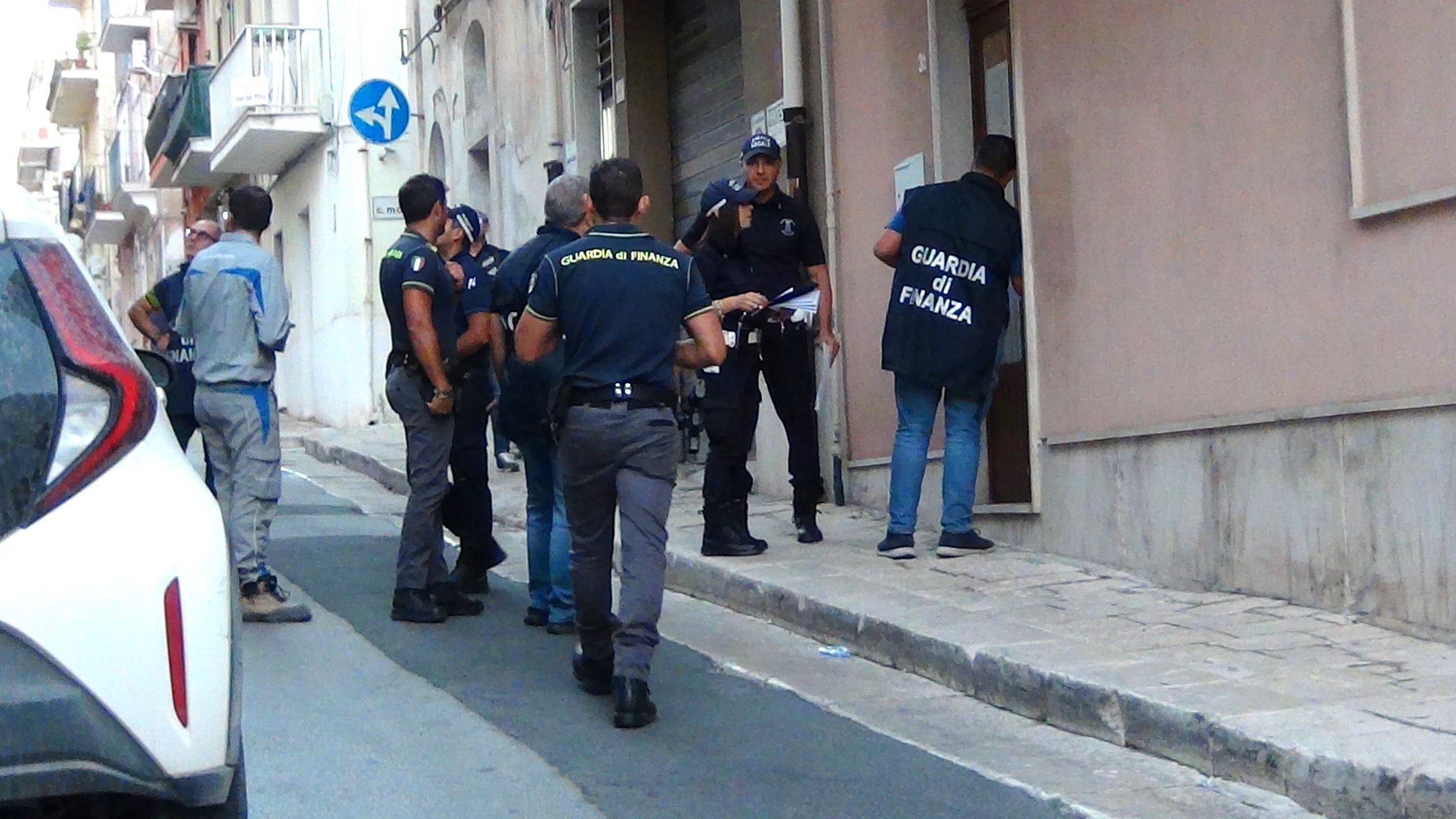 Maxi controlli nel Ragusano: 1.180 persone identificate e 21 espulsioni. Task force nei centri storici