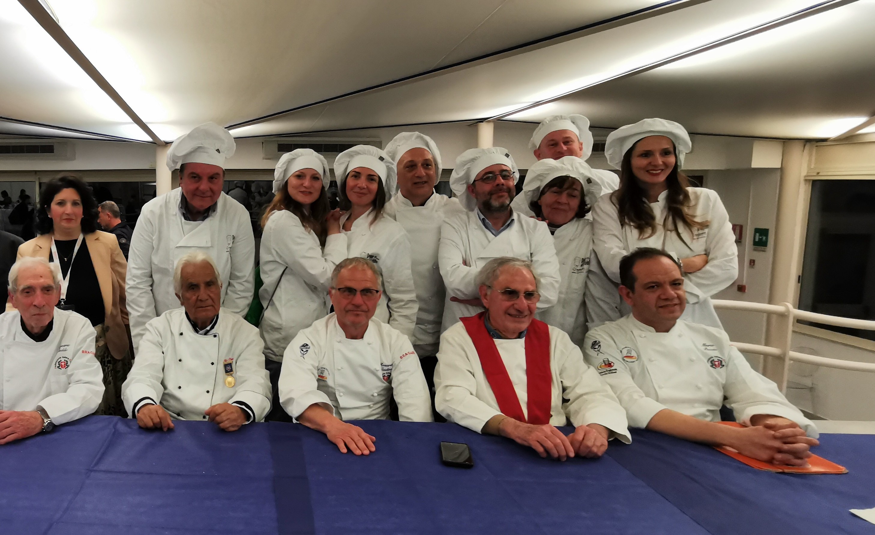 Giornalisti ai fornelli: a Travelexpo torna l’iconico concorso “Penne all’Agrodolce”