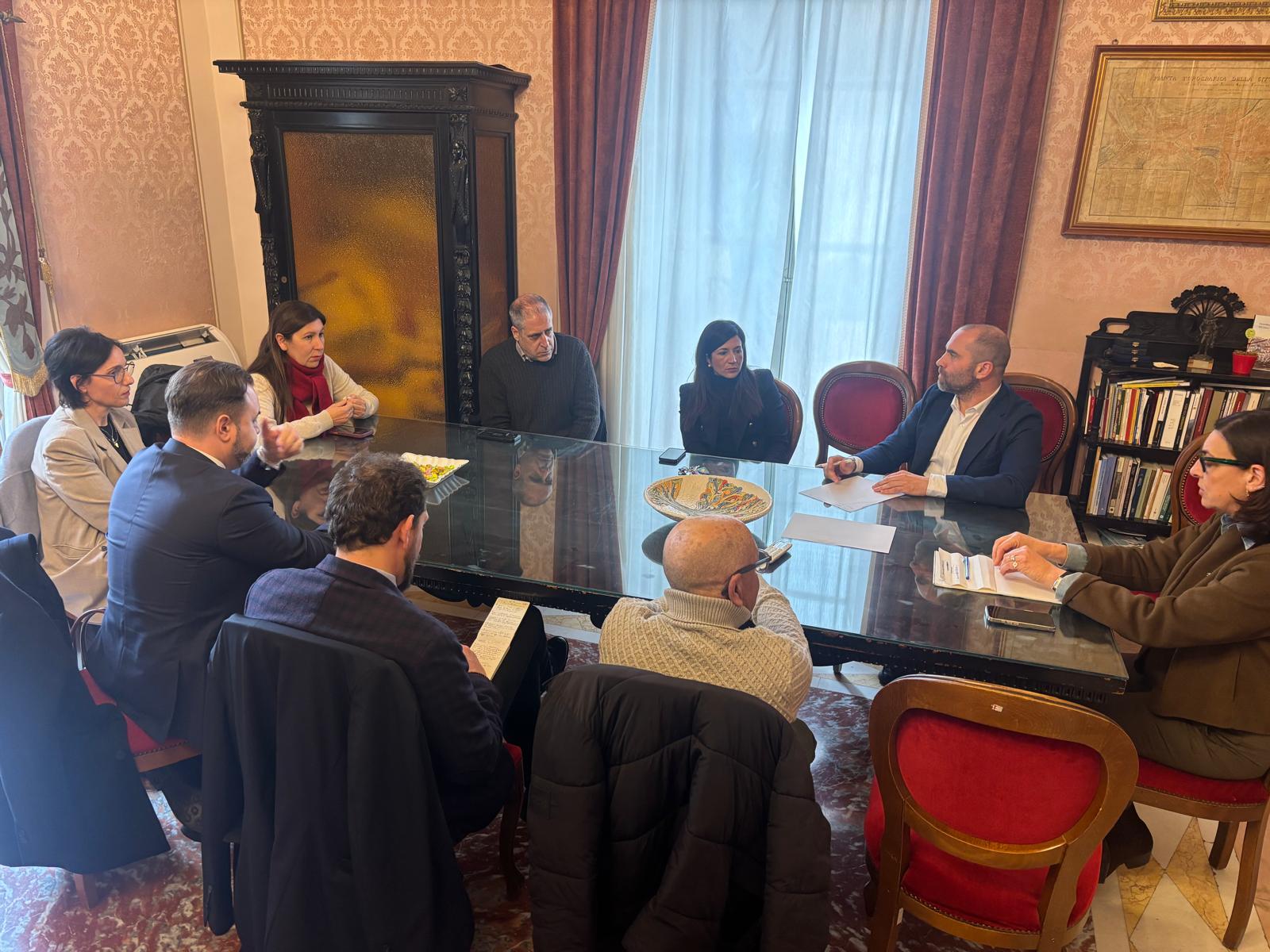 Centro storico Modica: confronto tra Amministrazione e operatori. Verso un Consiglio comunale aperto