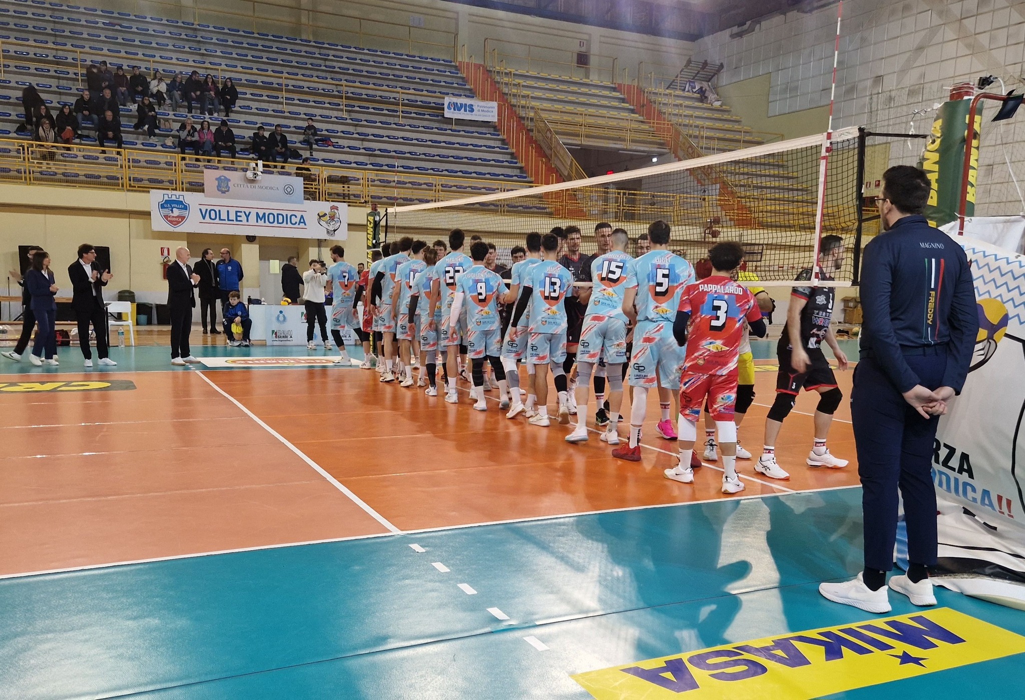 Avimec Modica, ultimo atto al PalaRizza: domenica sfida a Napoli prima dei playoff