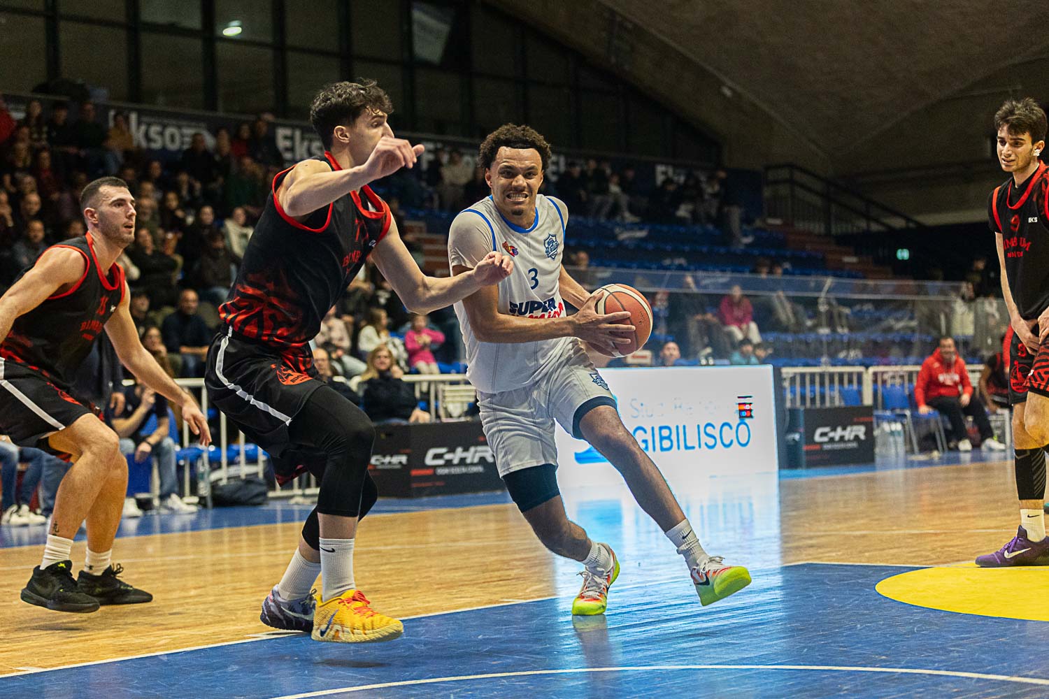 A Rende si decide la griglia playoff: la Virtus Ragusa con Brown ma senza Lanzi