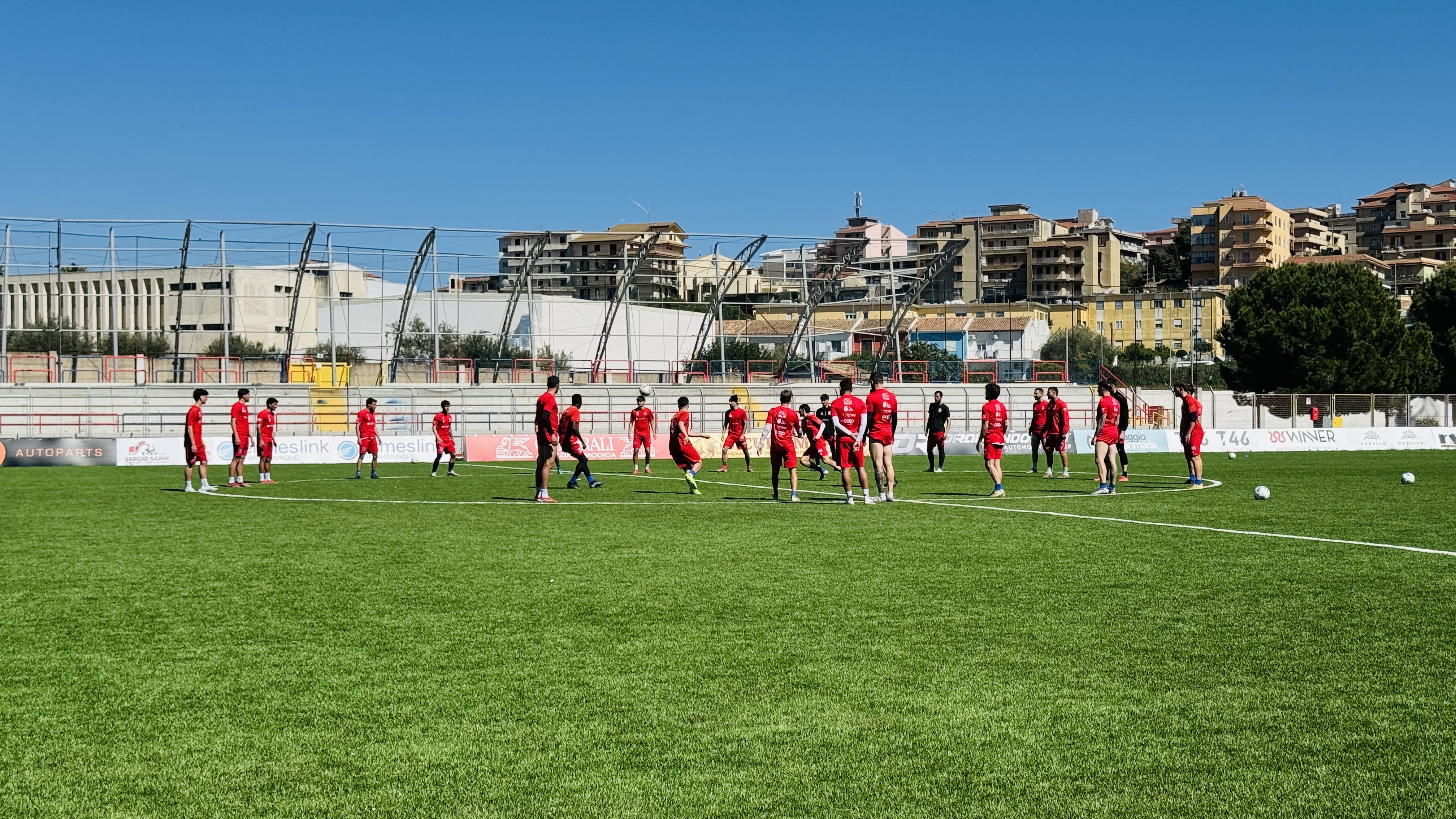 Modica Calcio in trasferta a Gioiosa Marea: riparte la corsa dopo lo stop