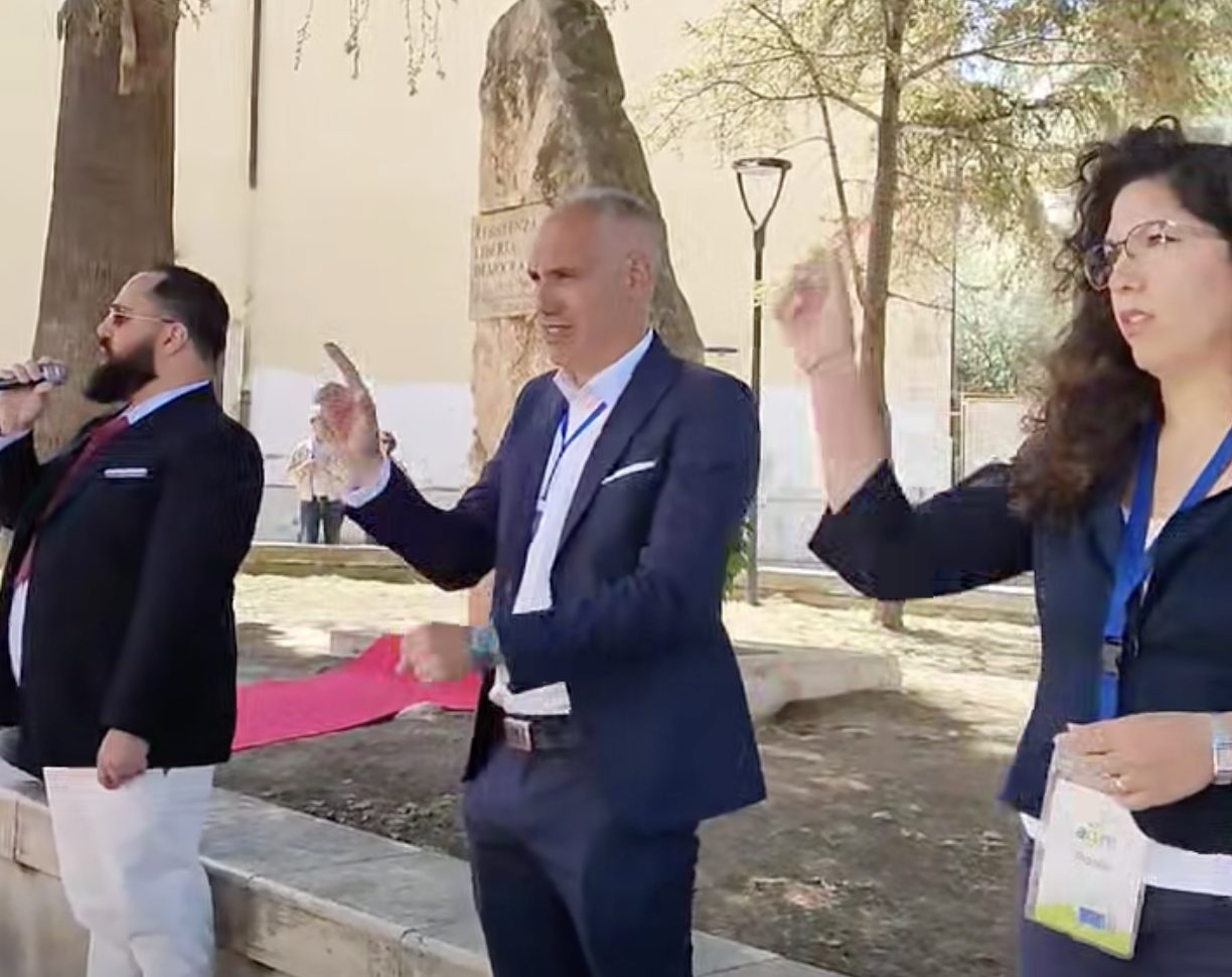 A Scicli un 25 Aprile senza barriere: l’Inno di Mameli cantato nella Lingua dei Segni. VIDEO