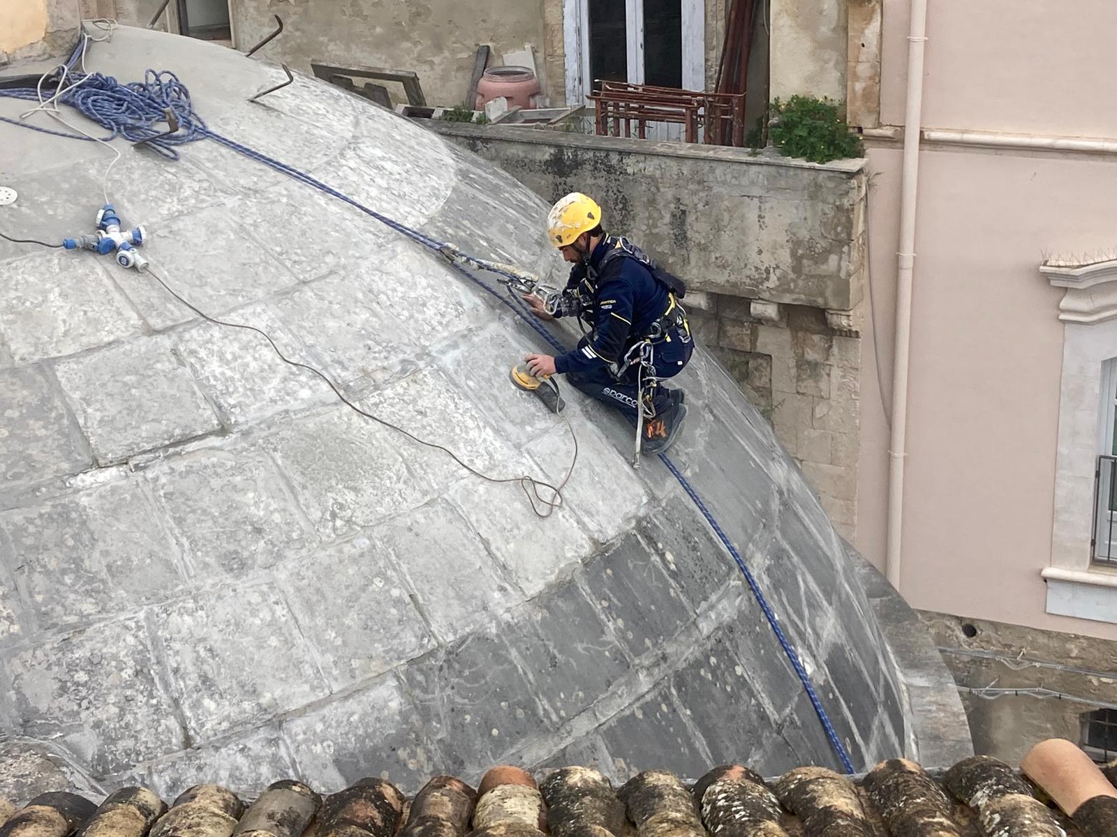 Ripristinato in tempi record il tetto della chiesa di San Giorgio a Modica, si andrà avanti col restauro