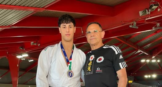 Giorgio Cappello trionfa e sale sul podio al Campionato italiano juniores A1