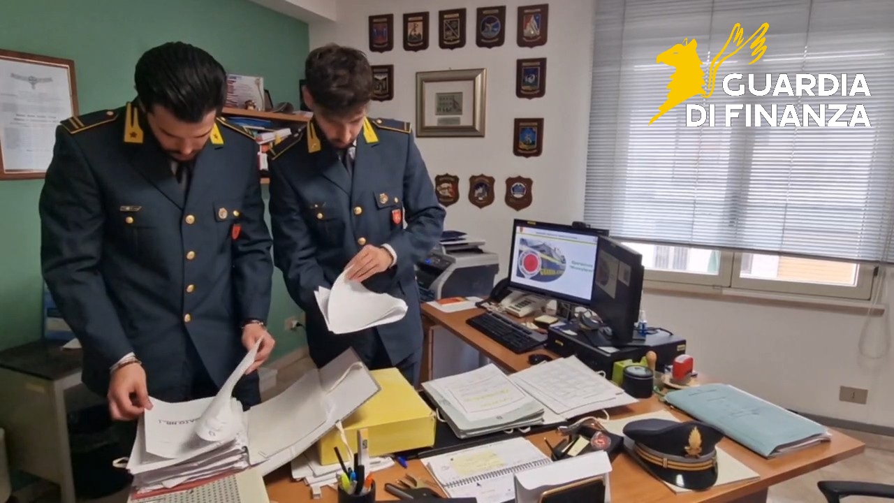 Patrimonio incompatibile con i redditi: maxi sequestro a imprenditore di Vittoria