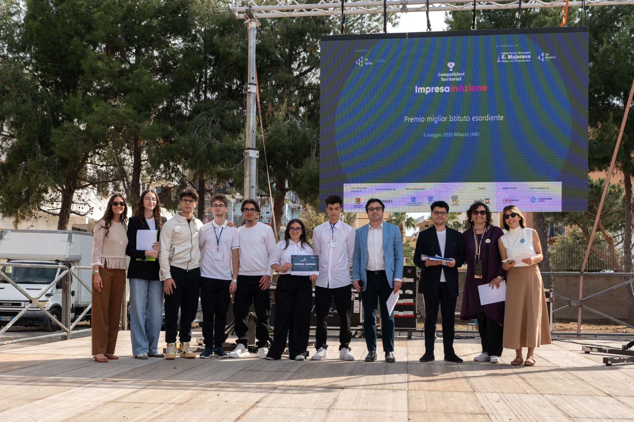 L’istituto “Fabio Besta” di Ragusa premiato ai Campionati di Imprenditorialità JA Sicilia 2026