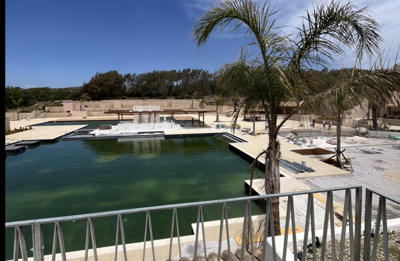 Costa Ragusa Borgo e Resort: ecco le prime immagini del nuovo colosso luxury che aprirà a giugno