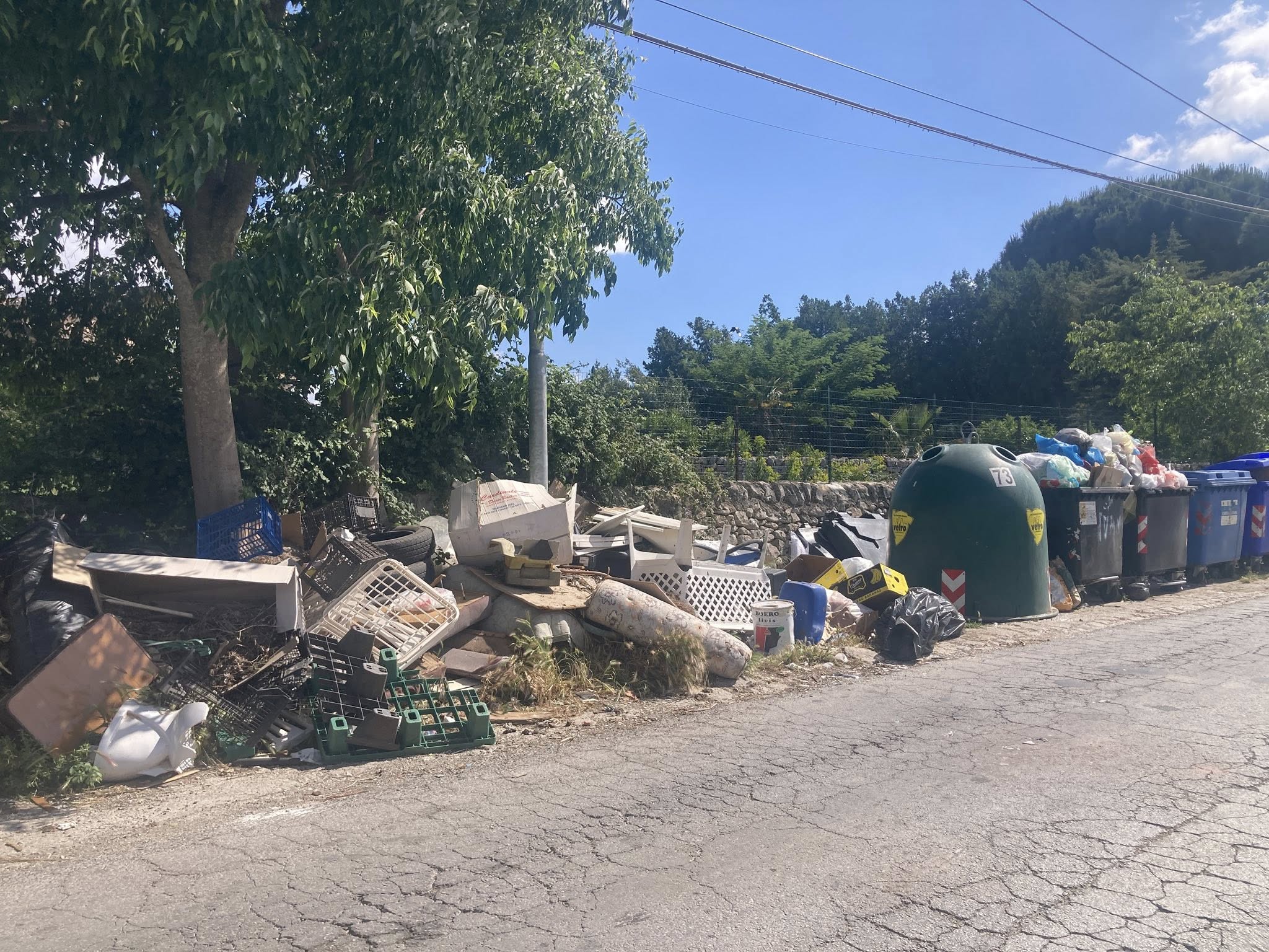 Discariche a cielo aperto a Modica: cittadini denunciano l’emergenza e fanno appello al senso civico