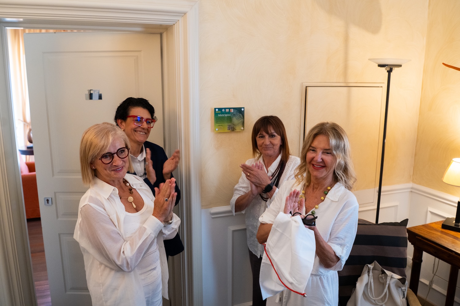 Ragusa dedica due “Camere d’autrice” a Goliarda Sapienza e Sibilla Aleramo: la cultura entra negli spazi dell’accoglienza. FOTO GALLERY