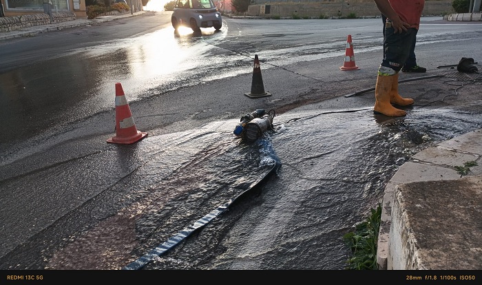 Guasto alla rete idrica a Comiso: l’acqua si riversa su via Biscari e via San Biagio